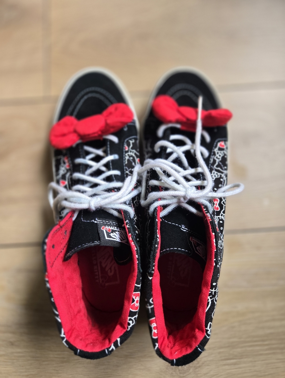 Vans x Hello Kitty Sk8-Hi Slim sneakers Size Womens 10 Mens 8.5 - Picture 2 of 8